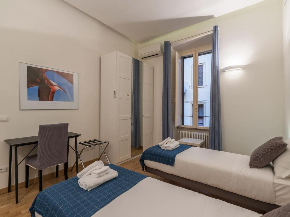 The Best Rent - Elegant Flat Near Colosseum Rome Bagian luar foto